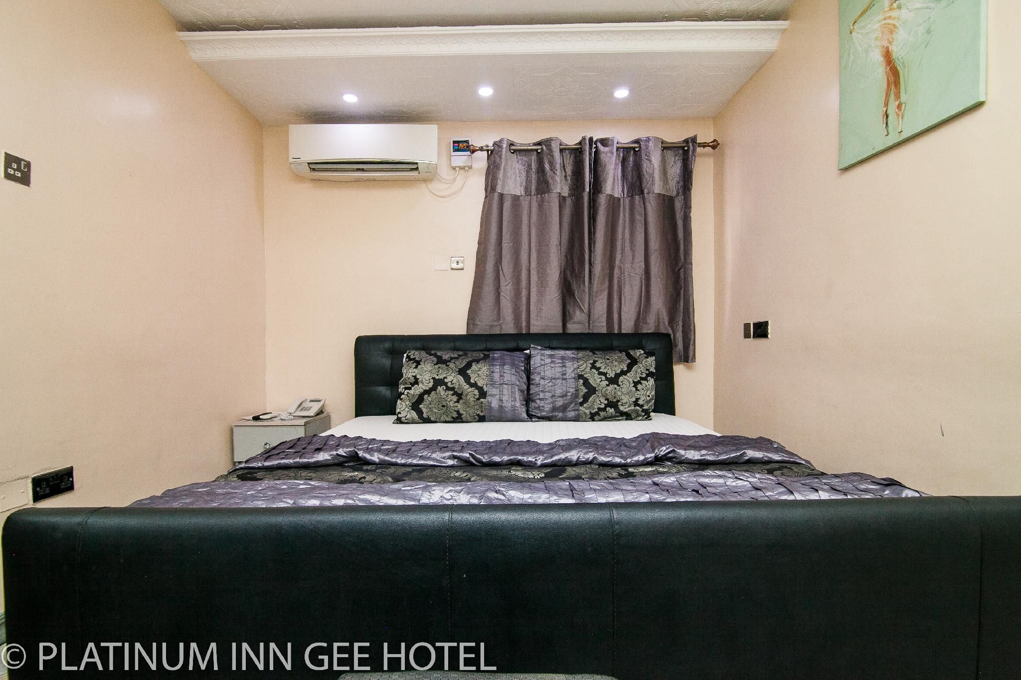 Platinum Inn Gee Hotel Ikoyi Standard Room