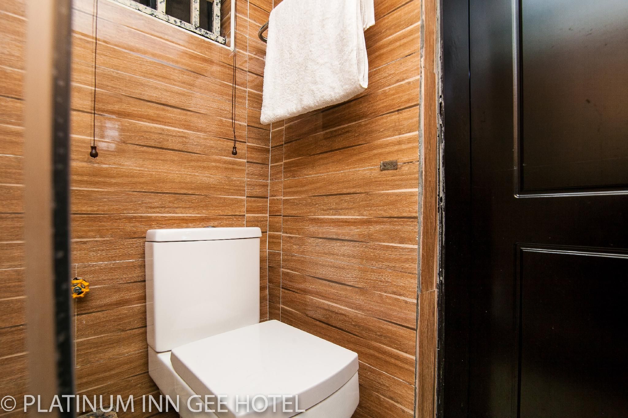 Platinum Inn Gee Hotel Ikoyi Standard Deluxe Room 2