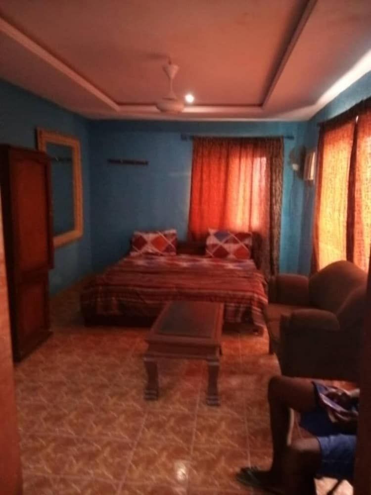 Panoramic Room