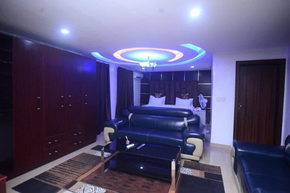 Nobi's Apartments Executive Apartment, 1 Large Twin Bed 5