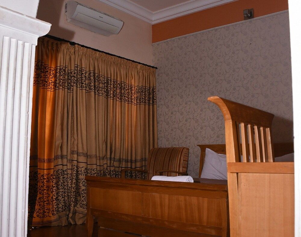 LaMaison Hotel Single Room 3