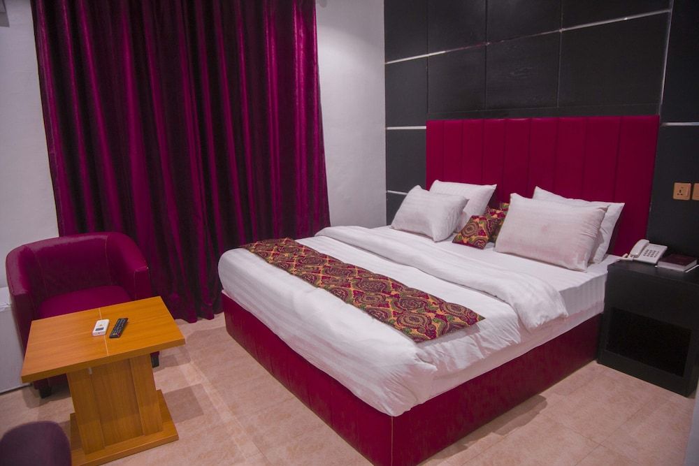 Business Single Room, 1 Queen Bed
