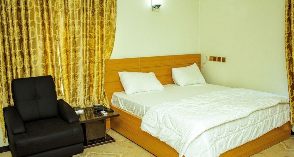 Luxury Single Room