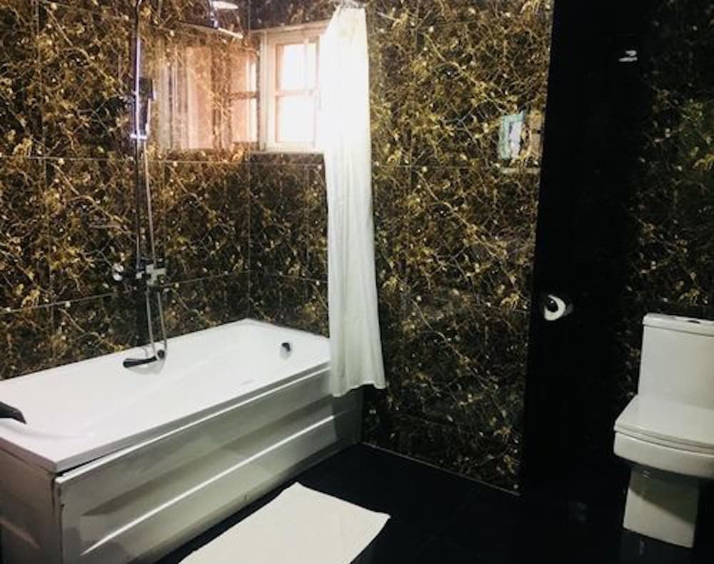 De Brit Hotel Suite, 1 Bedroom 3