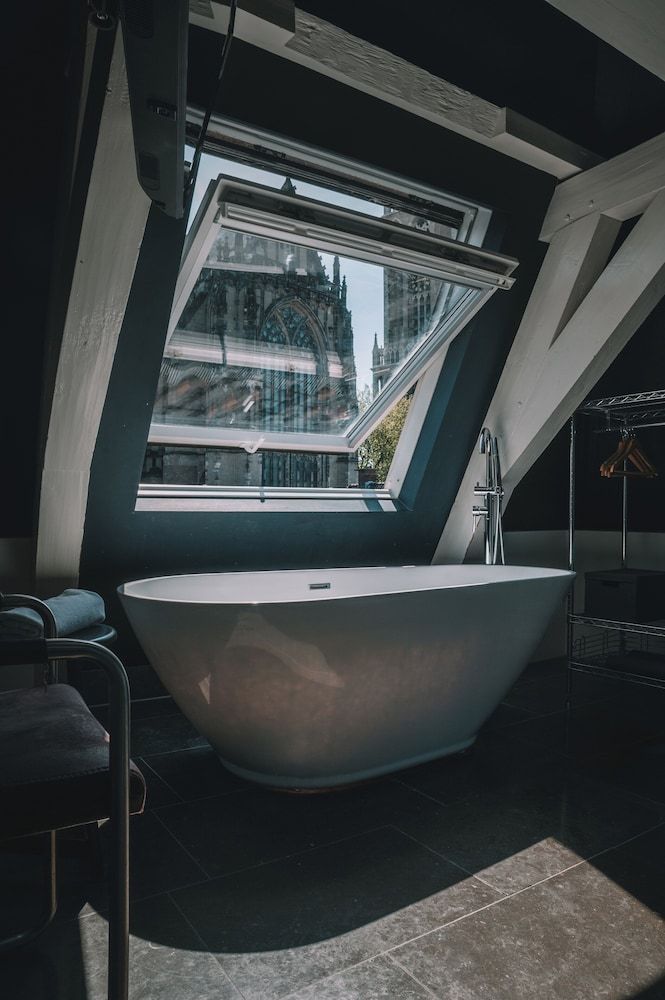 Anne&Max Boutique Hotel Executive Double Room, 1 King Bed 4