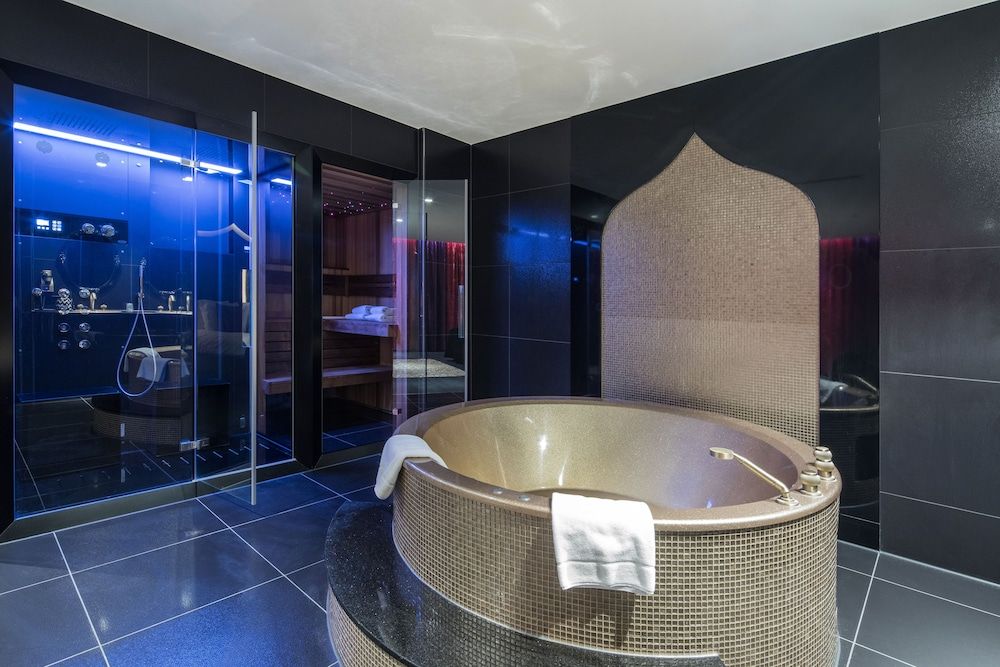 Van der Valk Hotel Utrecht 1001NACH suite 3