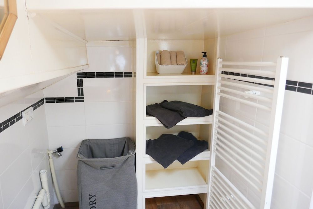 undefined Boat apartment Rotterdam Fokkelina 10