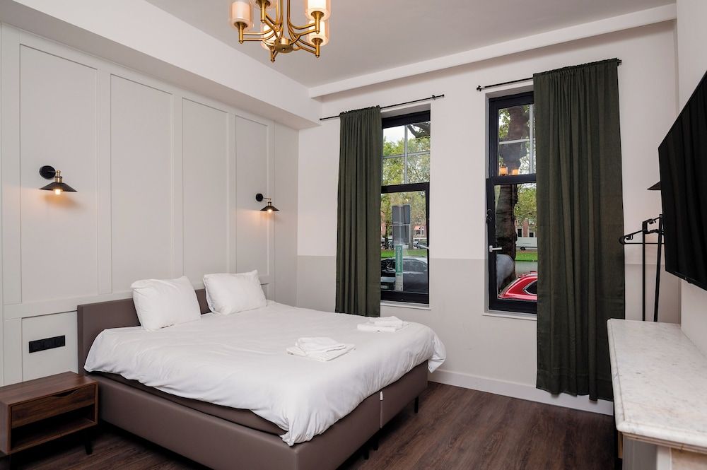 Mr.Lewis Hotel Rotterdam Standard Room