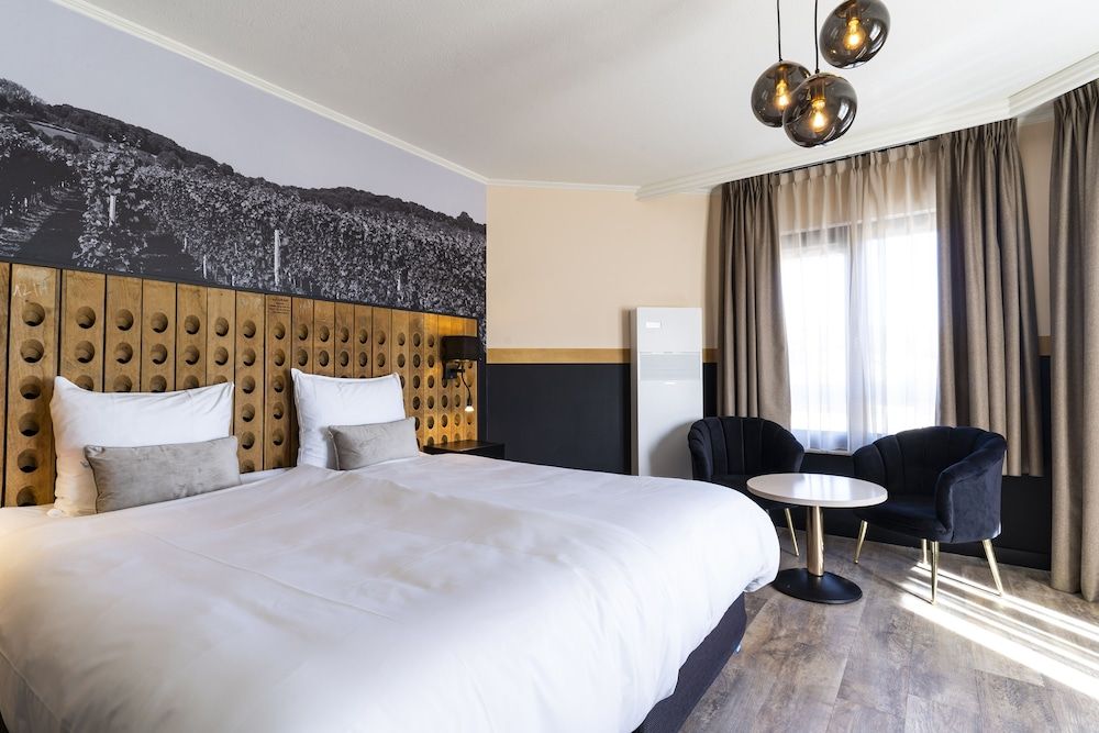 Dormio Wijnhotel Valkenburg Superior Room 2