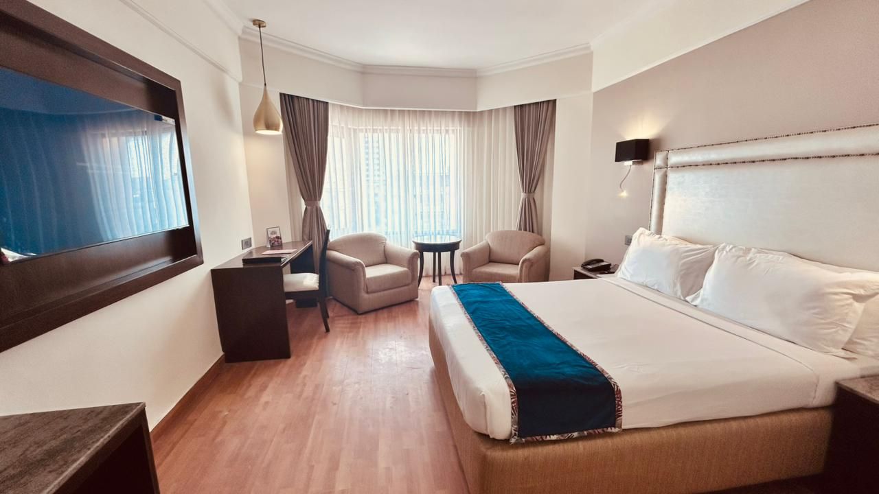 Executive Room