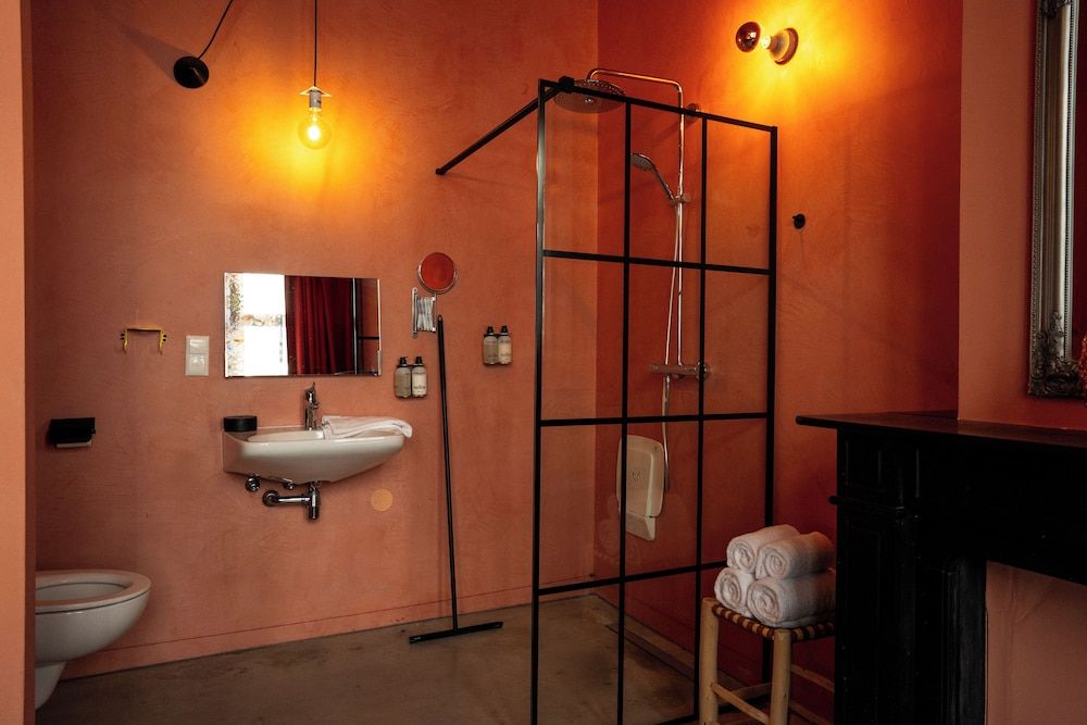 Boutiquehotel The Church Double Room, Mobility Accessible, Ensuite 3