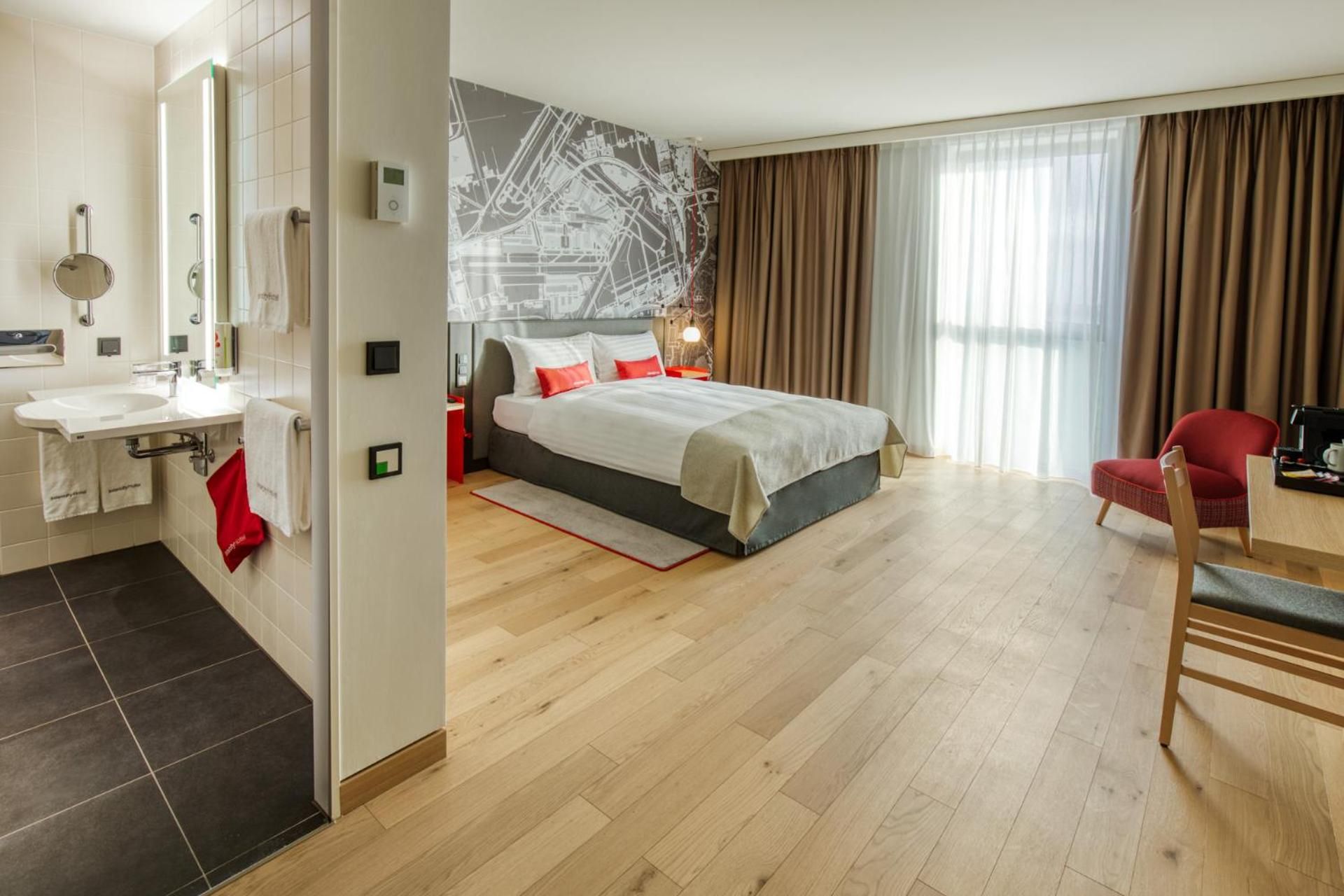 Intercityhotel Amsterdam Schiphol Airport Business Double Room 4