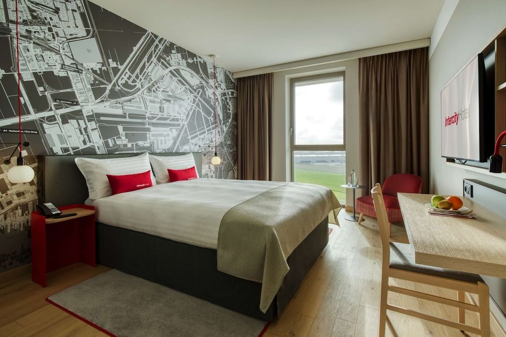 Intercityhotel Amsterdam Schiphol Airport Business Double Room 2