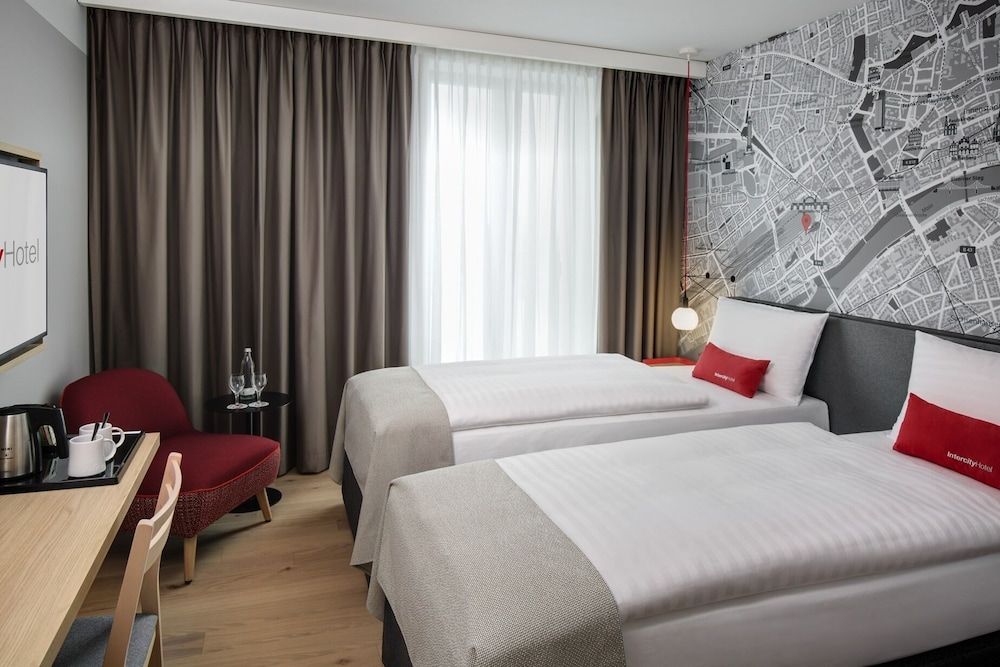 undefined Intercityhotel Amsterdam Schiphol Airport 7