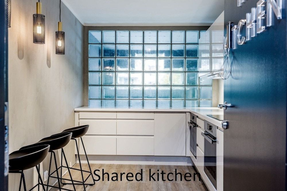undefined Charming and Cozy Flat 10