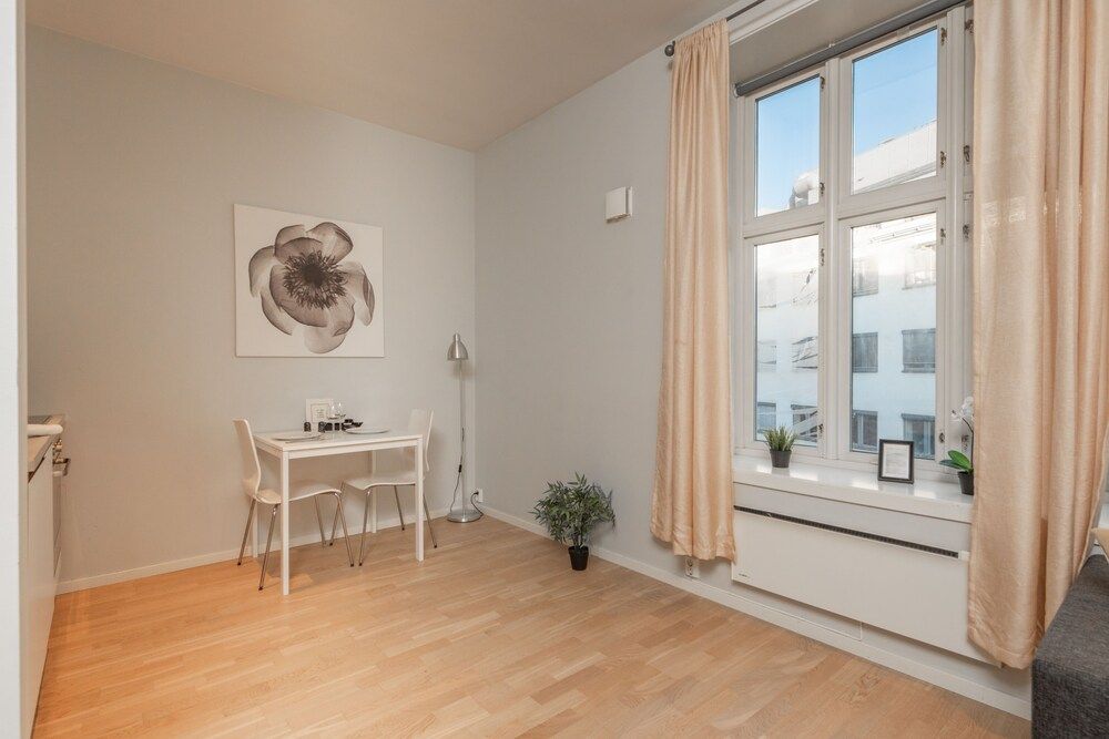 undefined LOTEL Apartments Royal Park 58 8