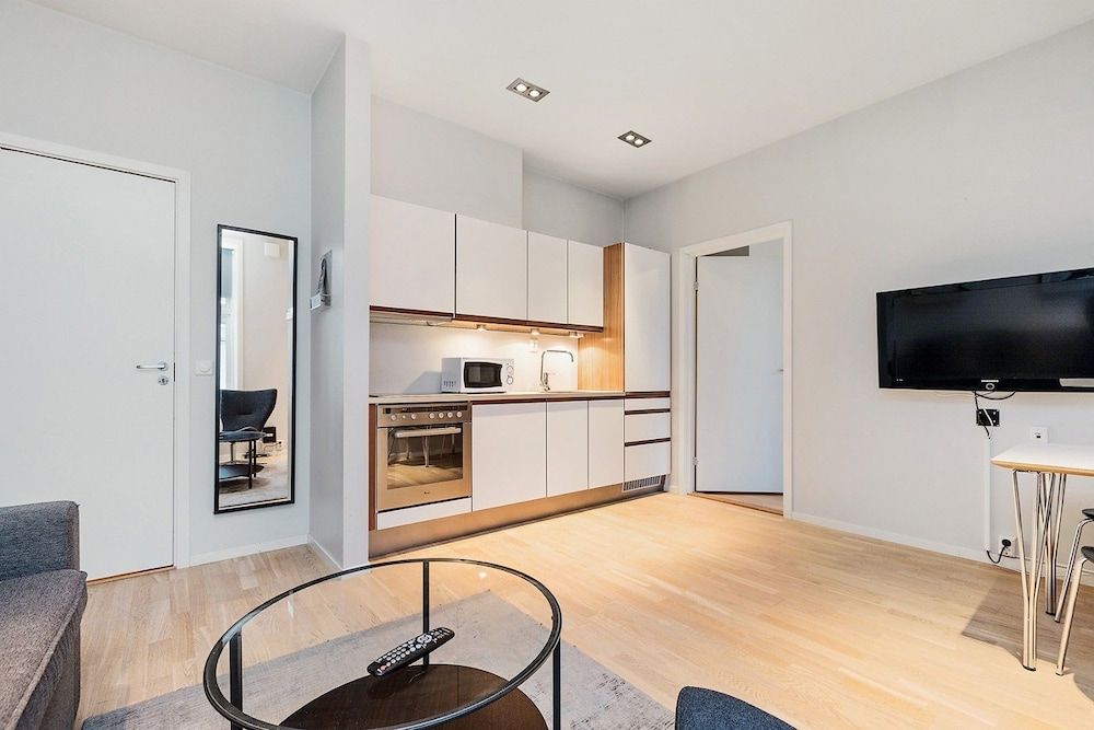 undefined Newly Redecorated 1 Bedroom 9