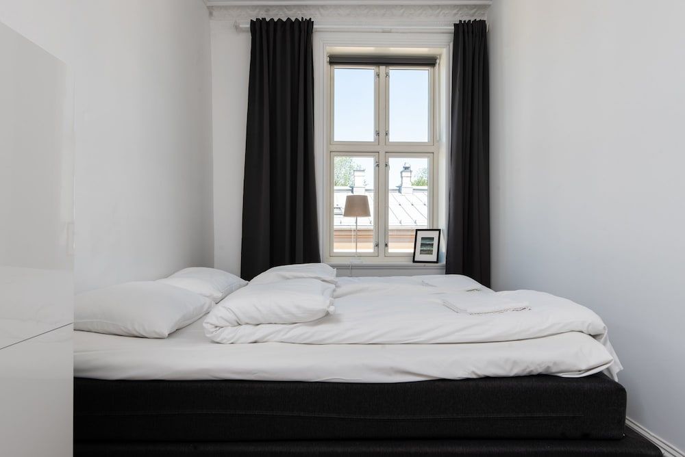 undefined 3 bedroom apartment 6