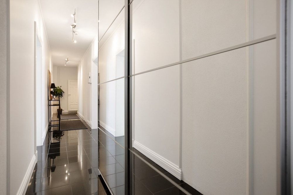 undefined 2 bedroom apartment 8 guests 6