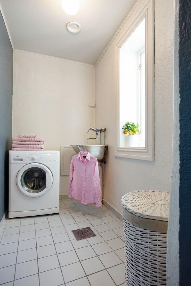 undefined 2 bedroom apartment 8 guests 9