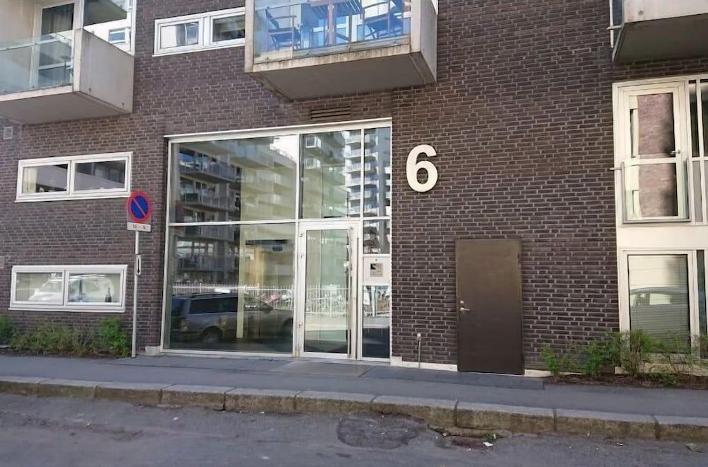 Secondary Image