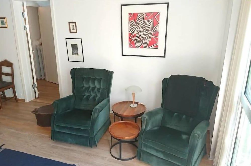 StayPlus Apt in Trendy Area Balcony Apartment 12
