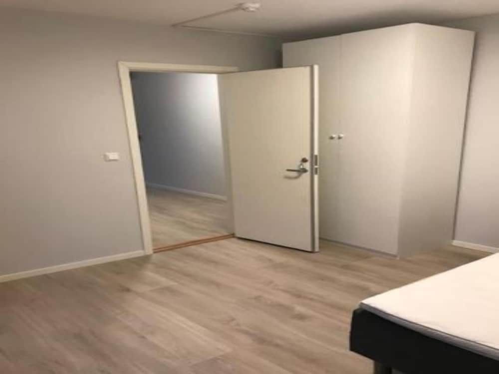 undefined StayPlus Budgeted Rooms - Hostel 7