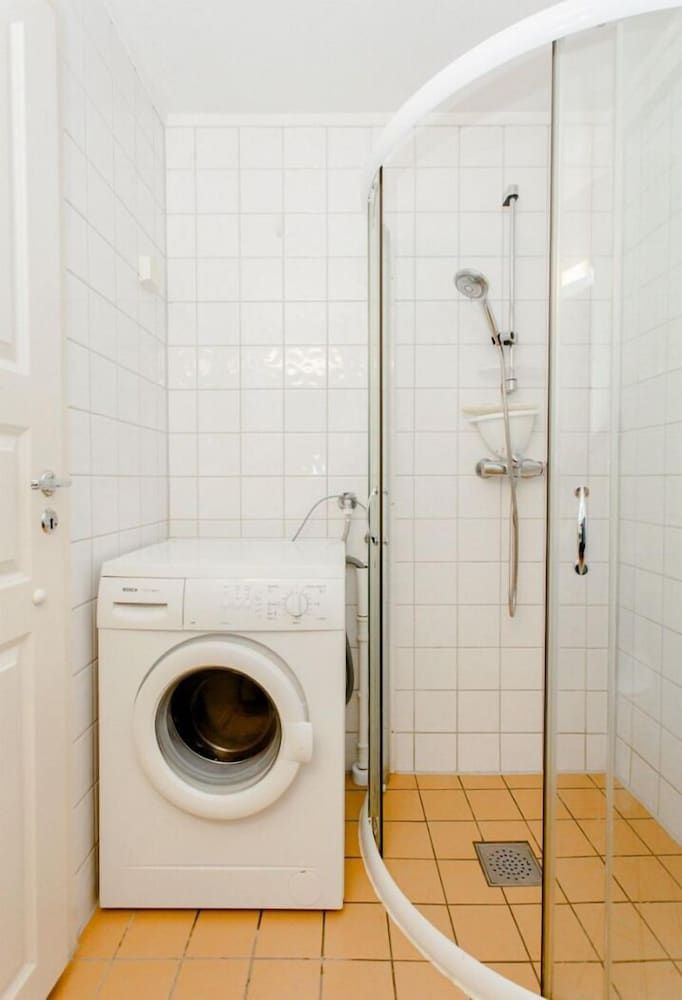 StayPlus Budget Apt City Center Balcony Apartment 7