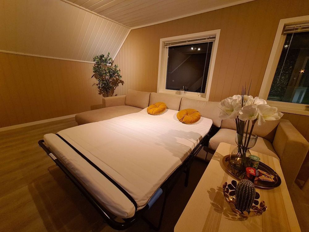 Apartment, 3 Bedrooms, Patio