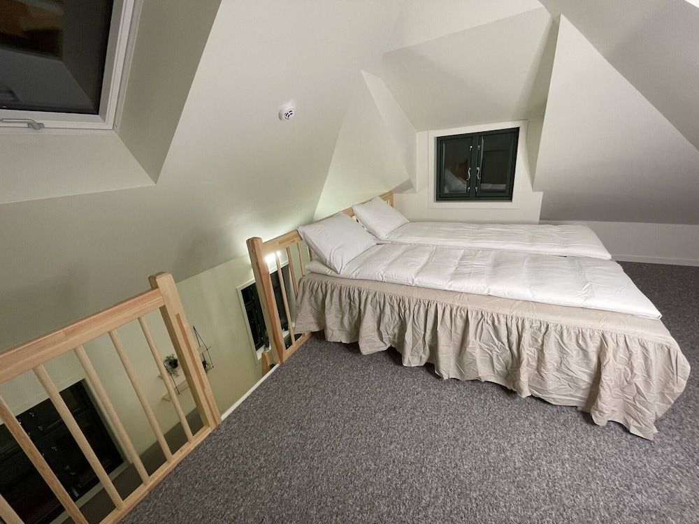 Apartment, 2 Bedrooms, Terrace, City View
