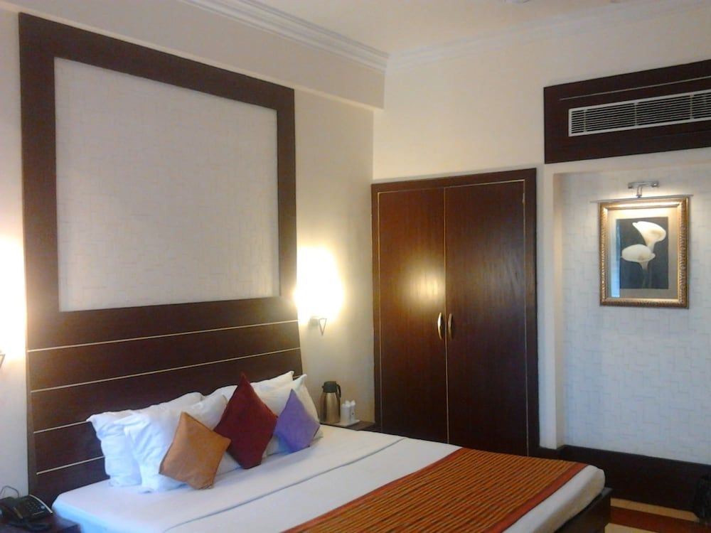 Hotel Satya Ashoka Standard Room 2