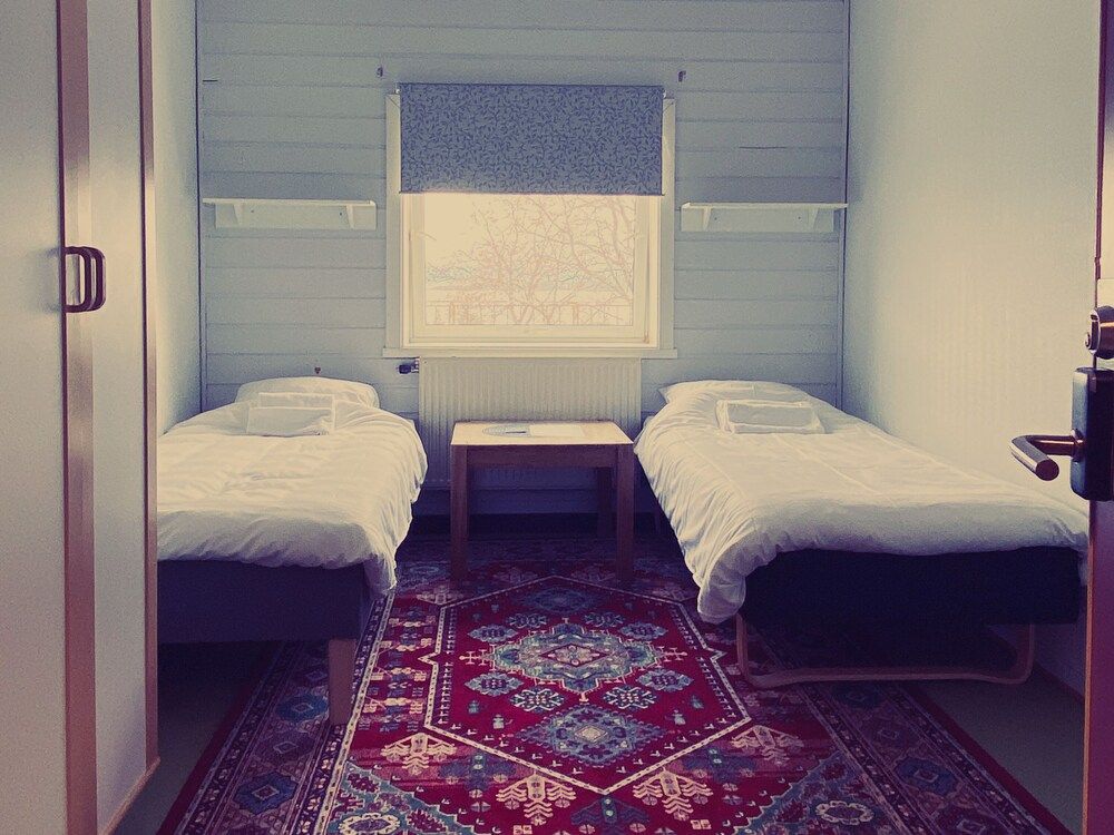 Basic Twin Room