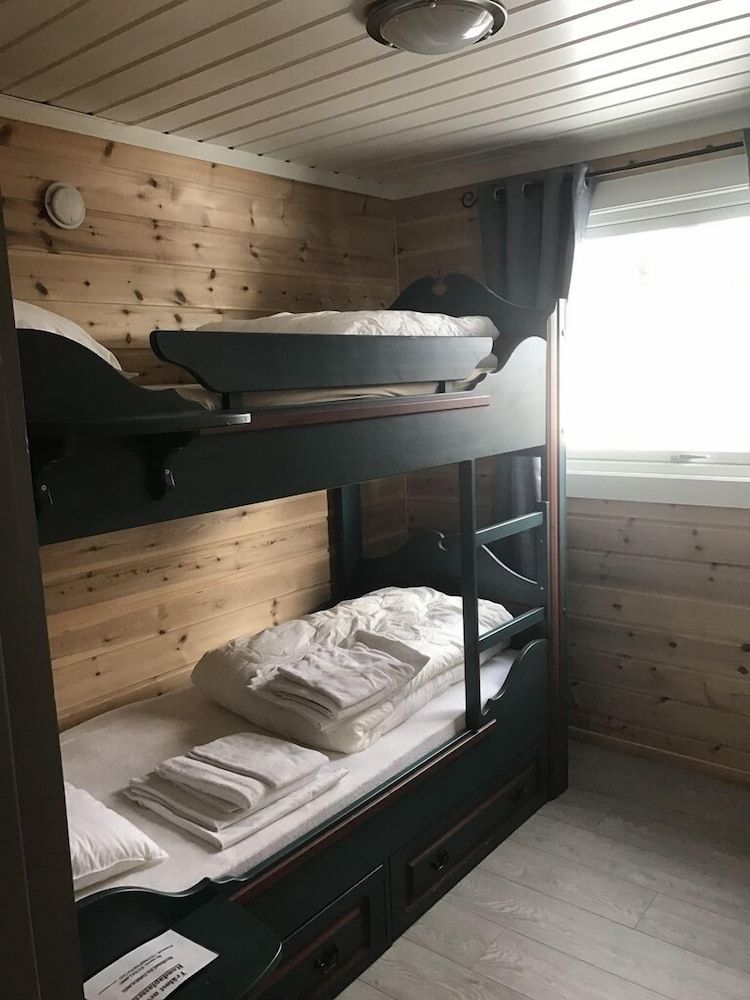 Family Apartment, 3 Bedroom, Mountain View, Patio, Private Bathroom