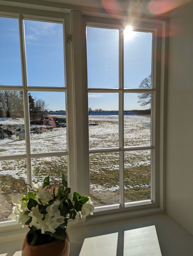 Magasinet Basic Double Room, Shared Bathroom, Garden Area 3