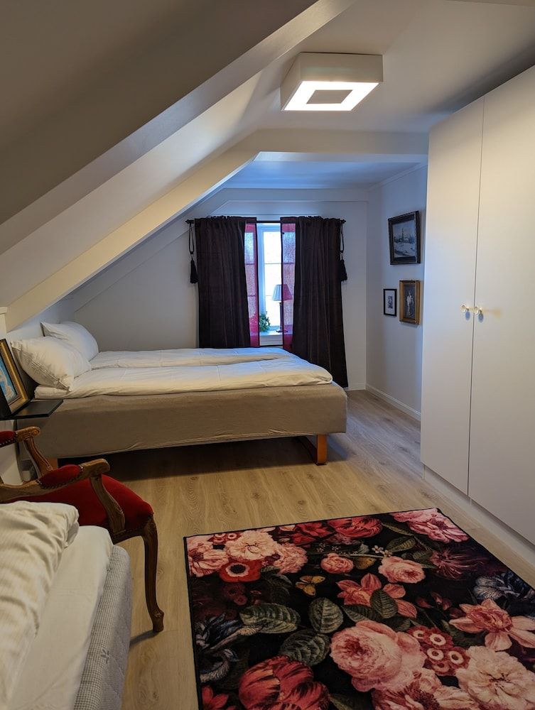 Magasinet Basic Double Room, Shared Bathroom, Garden Area