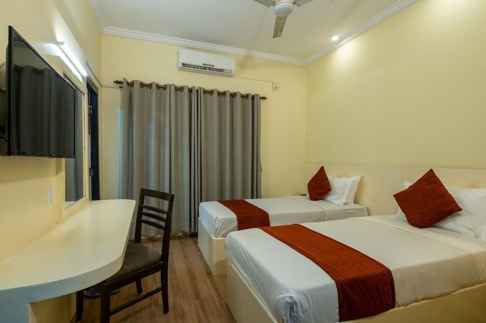 Hotel Peaceland Lumbini Standard Twin Room 4