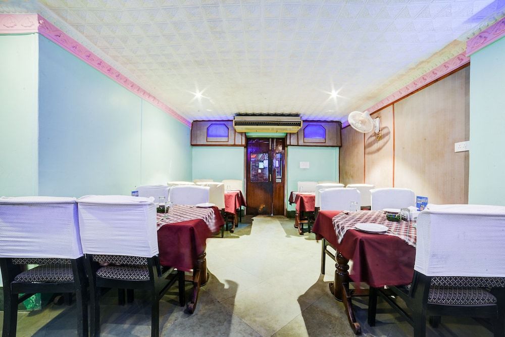 undefined Capital O 507 Hotel Makalu 8