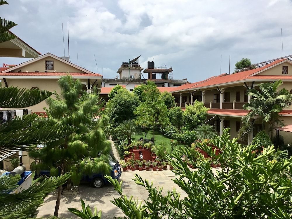 undefined Hidden World Resort And Spa 6