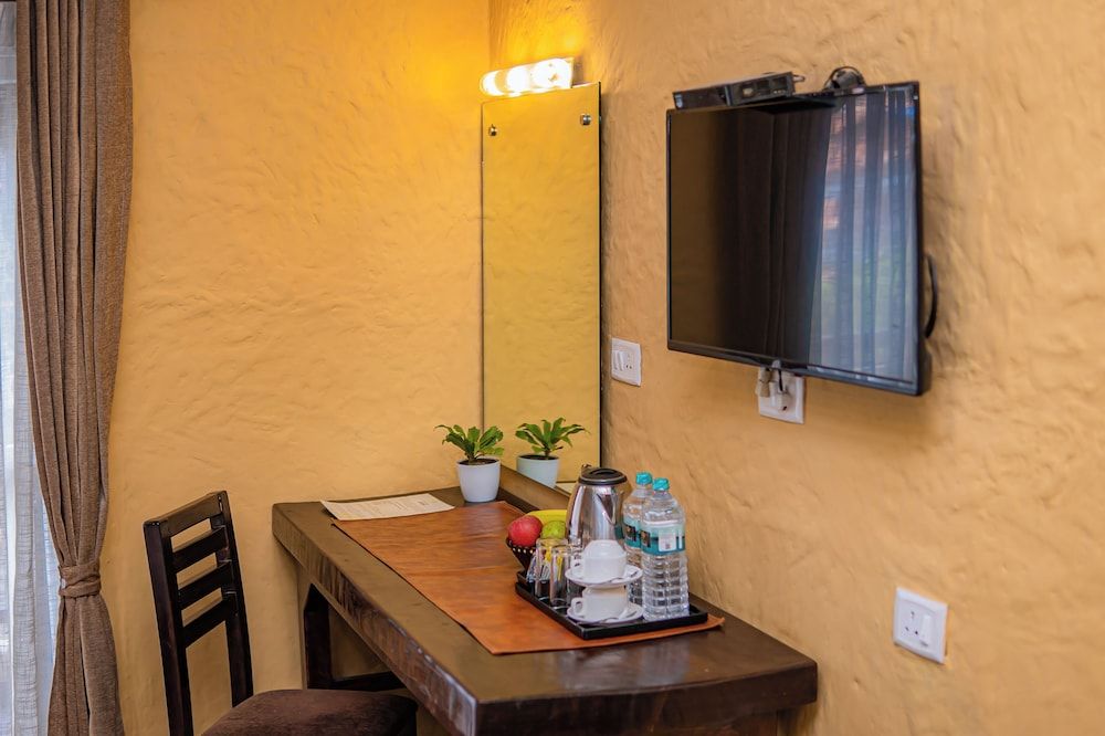 Pokhara Boutique Hotel Standard Room 8