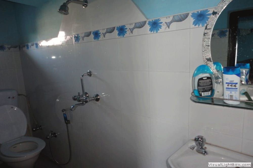 undefined Mountain View Lodge 10