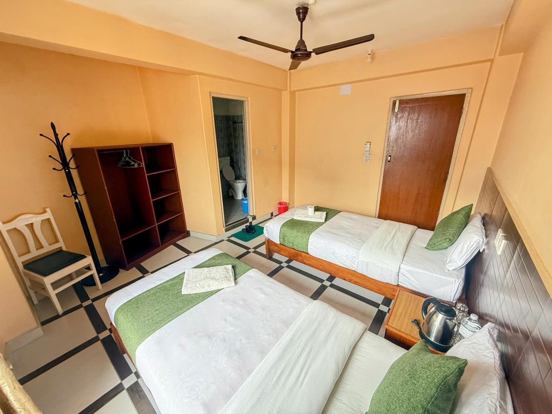 The Mountain House Standard Twin Room 3