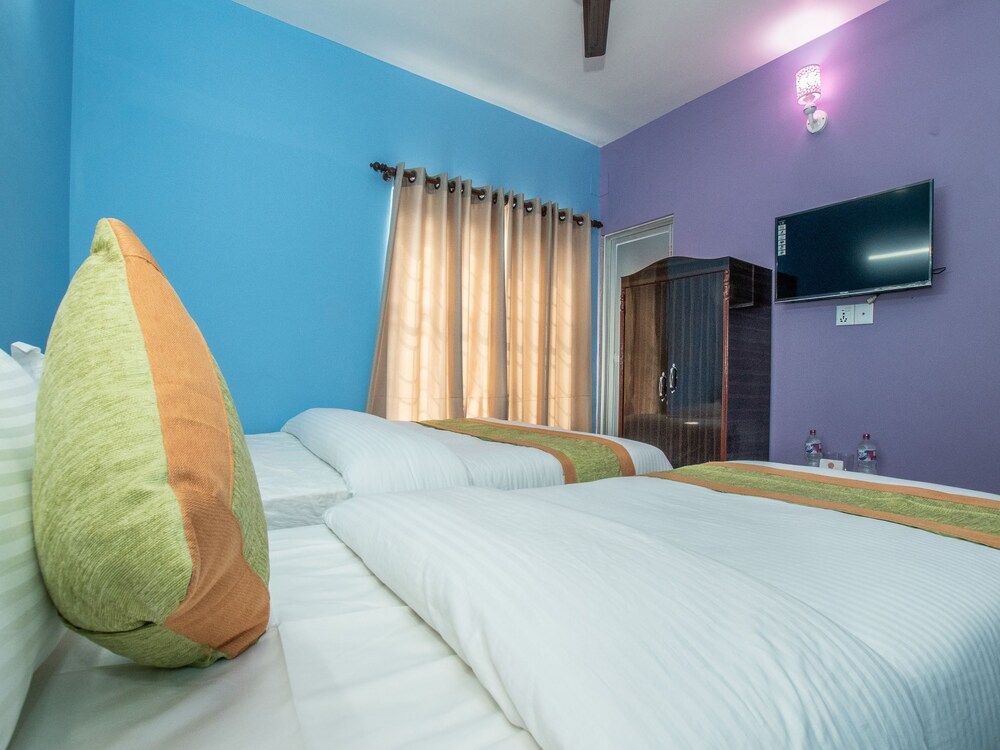 undefined OYO 339 Hotel Omega 6