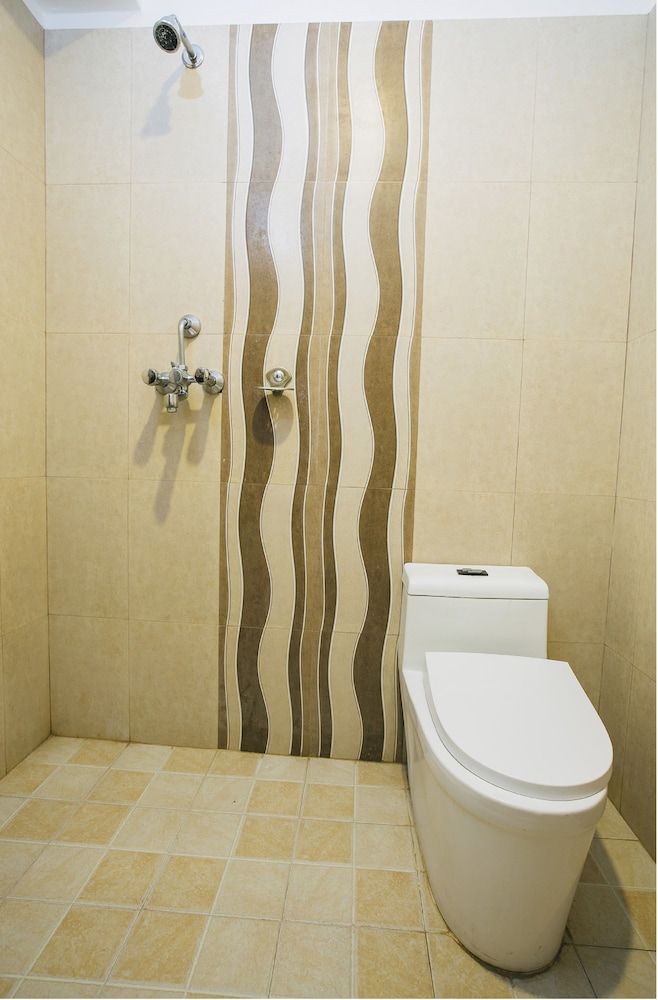 OYO 263 Hotel Sublime Deluxe Room, 1 Double Bed, Non Smoking 5