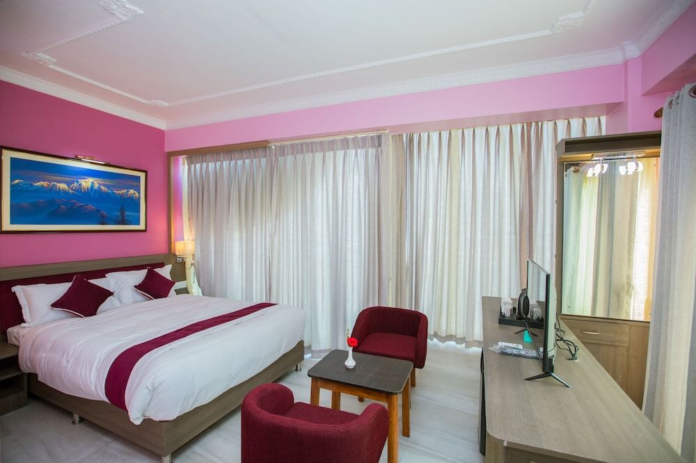 Hotel Task Dhampus 2