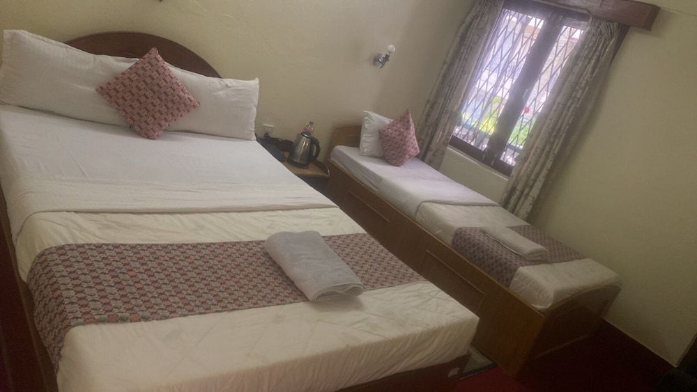 undefined Hotel Blue Magnet 5