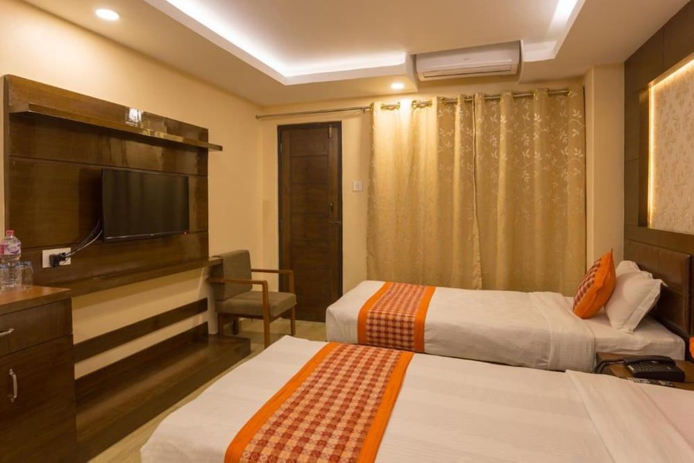 undefined Hotel Yellow Pagoda Pokhara 10