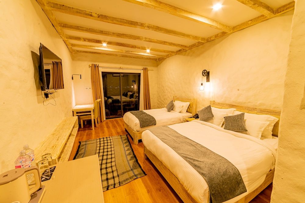 undefined The Hidden Camp