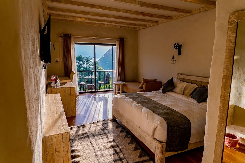 undefined The Hidden Camp 9