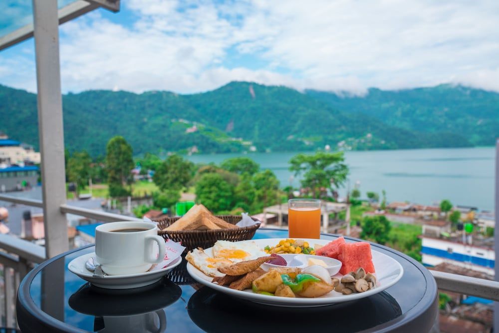 undefined Hotel Lake Himalaya 8