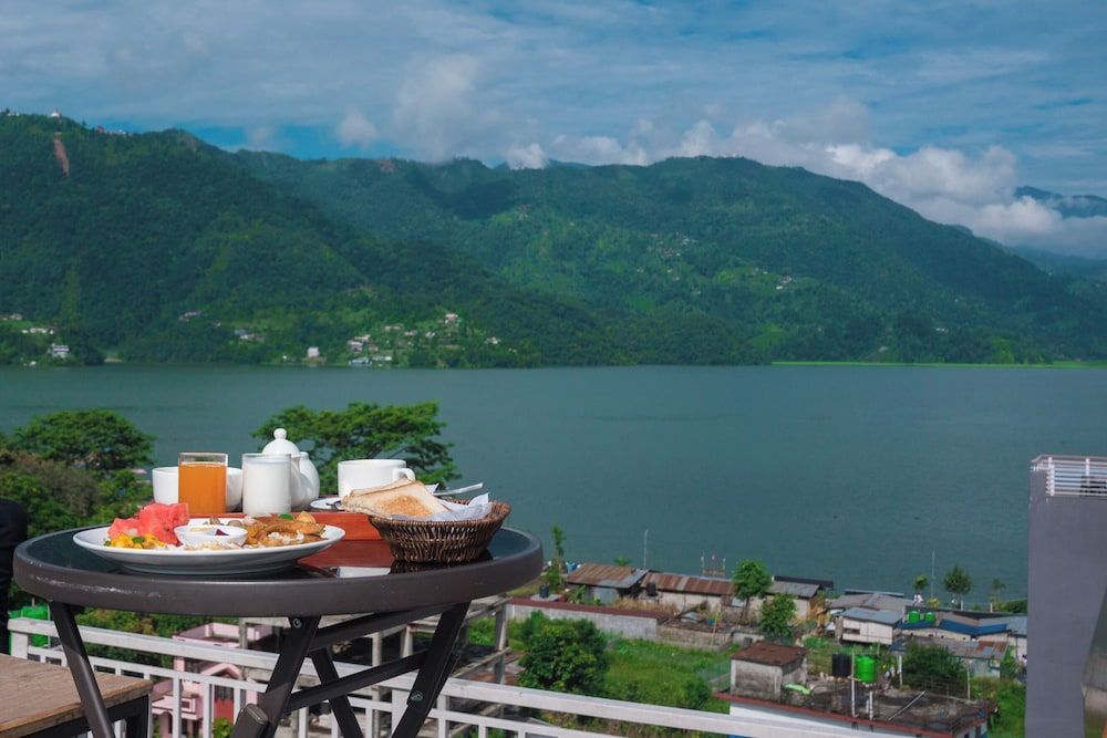 undefined Hotel Lake Himalaya 7